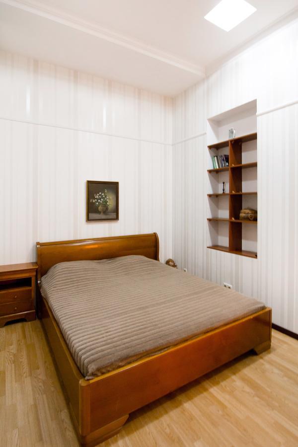 Downtown Prestige Apartment Одесса Экстерьер фото